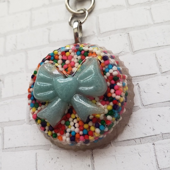 π Adorable Candy Resin Key Charm Purse Charm - Picture 2 of 4